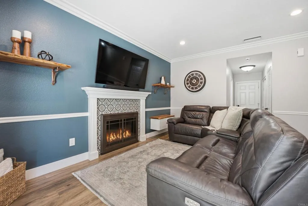 https://cdn.realtyfeed.com/cdn/127/307089644/d63802e7c26ca33958bdfa94561885fc.webp
