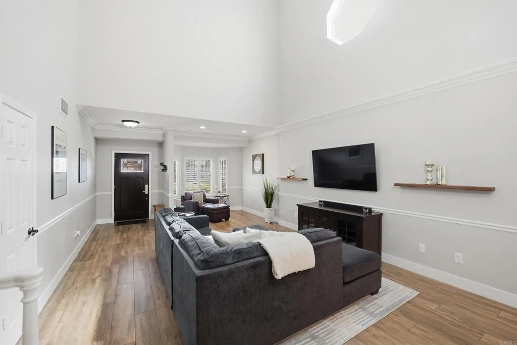 https://cdn.realtyfeed.com/cdn/127/307089644/f12e270bf57bc31631703a1b7fa7b99d.webp