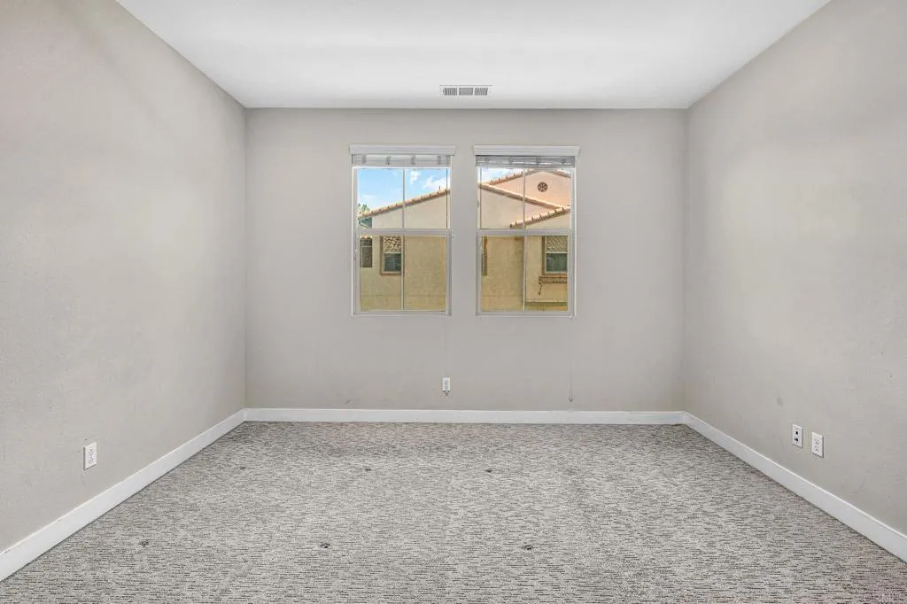 https://cdn.realtyfeed.com/cdn/127/307089653/82c2b5d17e09ed0dcbdf994d83cec270.webp