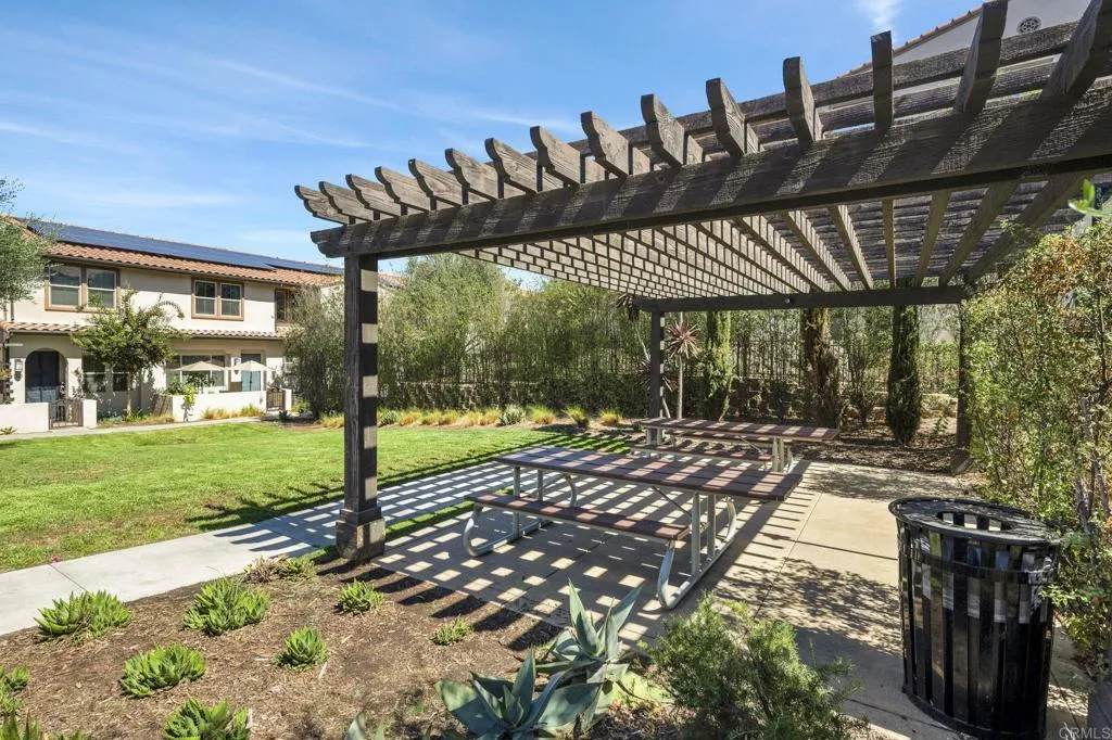 https://cdn.realtyfeed.com/cdn/127/307089653/8346ab72c2309f8faf7a49b2c4d4d99a.webp