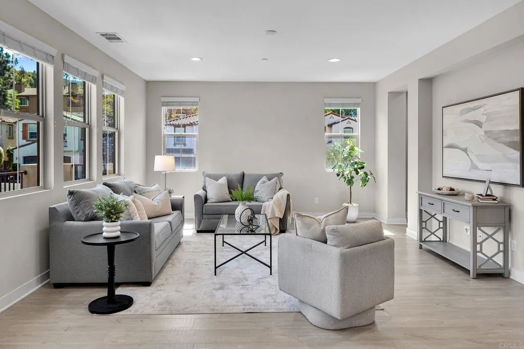 https://cdn.realtyfeed.com/cdn/127/307089653/8ceda35d3ea28084a86638fe63eb0da2.webp