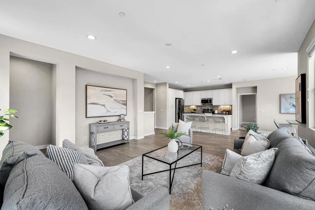 https://cdn.realtyfeed.com/cdn/127/307089653/8fbefa1ccd2641ae7e9ec8e5af26a256.webp