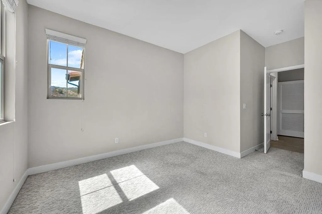 https://cdn.realtyfeed.com/cdn/127/307089653/e30fb6d92682df6d863c291791908981.webp