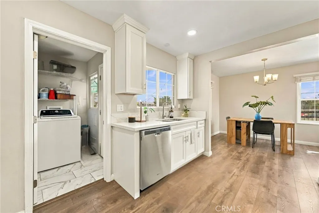 https://cdn.realtyfeed.com/cdn/127/307089655/273f531fc2a69dc4520ce3fb87ab0eb6.webp