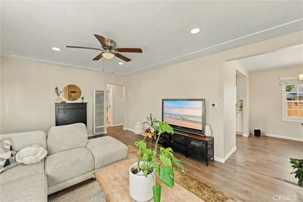https://cdn.realtyfeed.com/cdn/127/307089655/61e3894ec5c9e80b4cd92aa3040640f2.webp