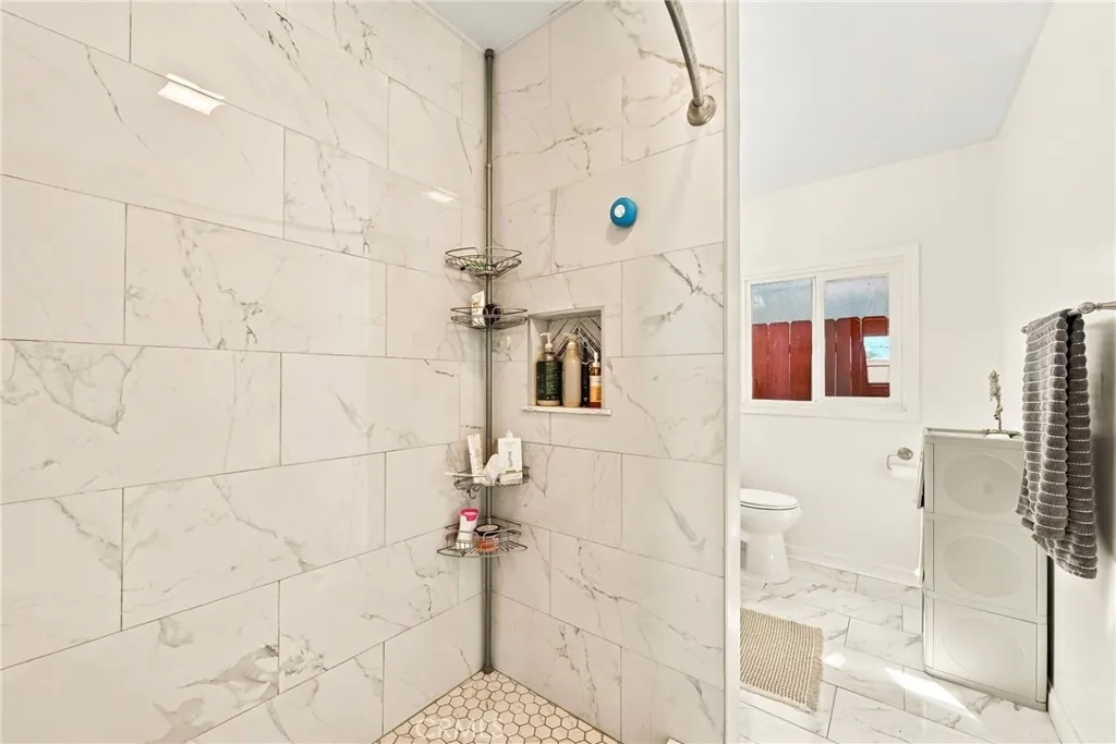 https://cdn.realtyfeed.com/cdn/127/307089655/c4636bd5ba0e31c5606d3becb82a0008.webp