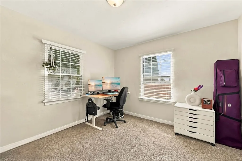 https://cdn.realtyfeed.com/cdn/127/307089655/cd2a839359393a66183bb8e7ec106b2d.webp