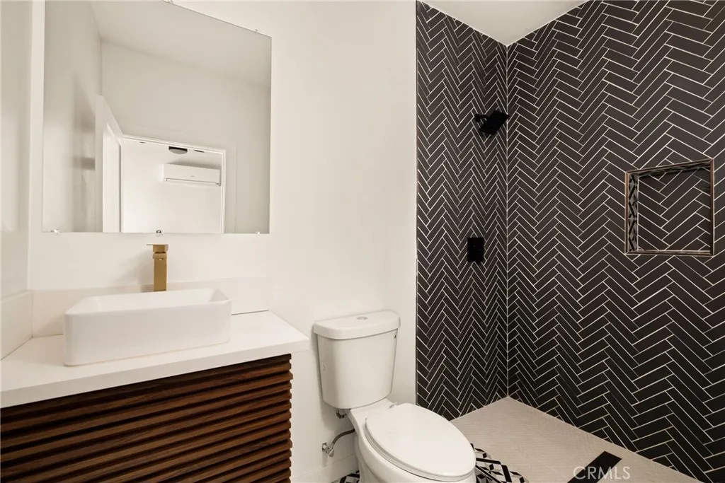https://cdn.realtyfeed.com/cdn/127/307089703/0b65c781c17c254dc72036f6aff41175.webp