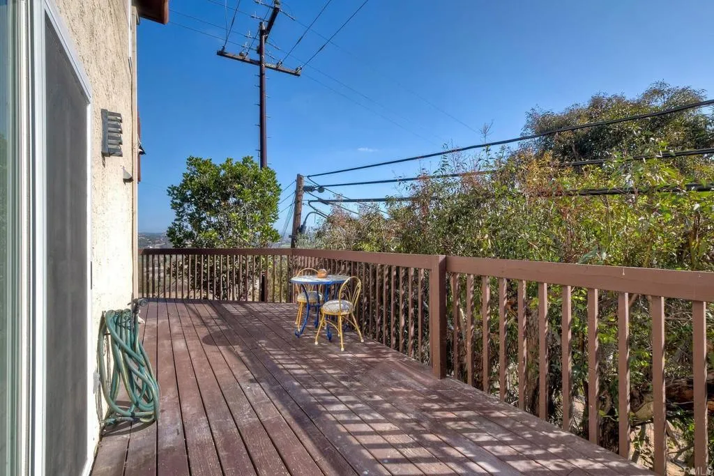 https://cdn.realtyfeed.com/cdn/127/307089711/da8aa9e5c05306d88259d977c8cff3eb.webp