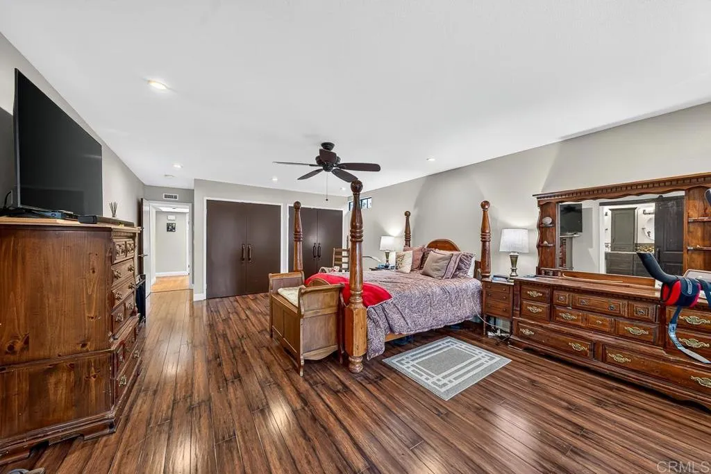 https://cdn.realtyfeed.com/cdn/127/307089717/05f439e1eccedc51159299363cf0383c.webp