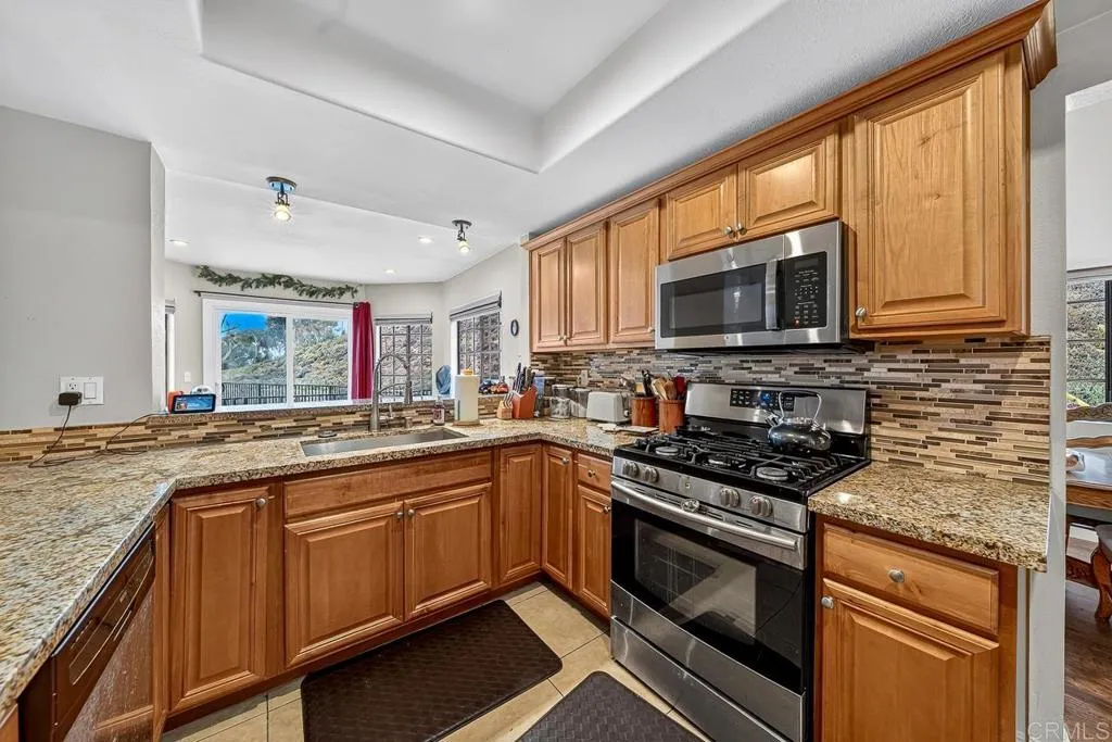 https://cdn.realtyfeed.com/cdn/127/307089717/6c8a1e8ddbca45d0c07c6b1e05b2a6e1.webp