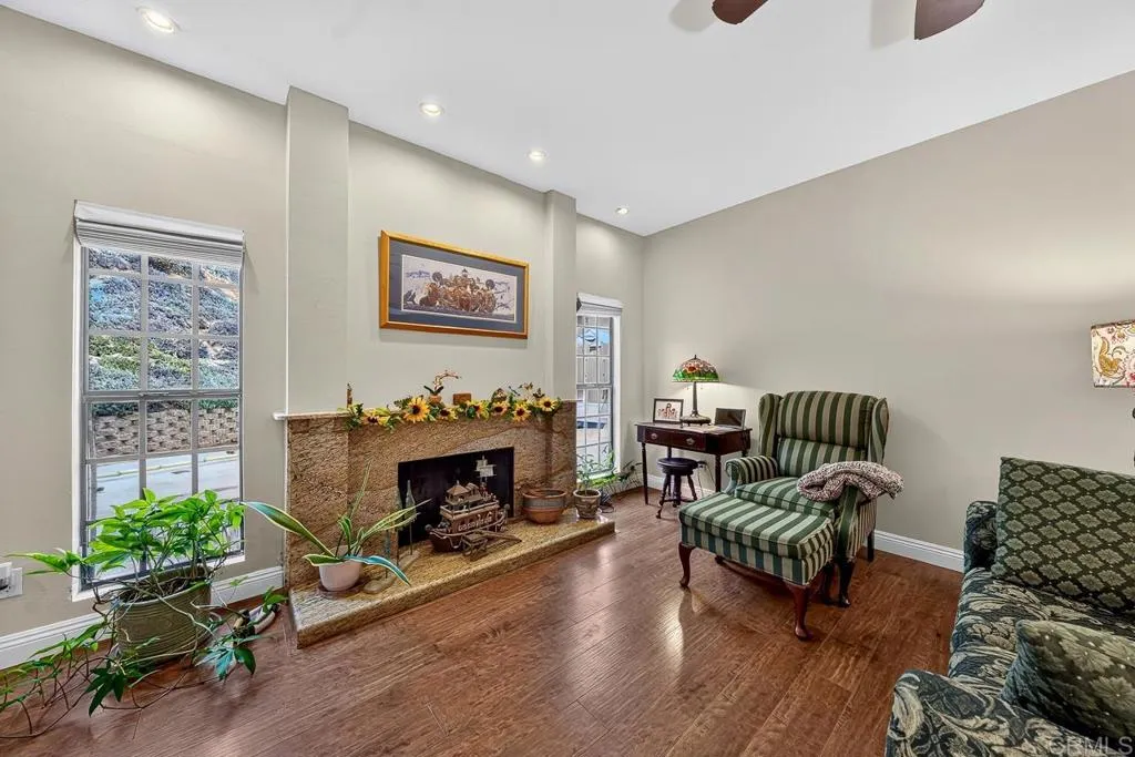 https://cdn.realtyfeed.com/cdn/127/307089717/b86ca6f3355a5ab4c10bbb22f5597cb0.webp