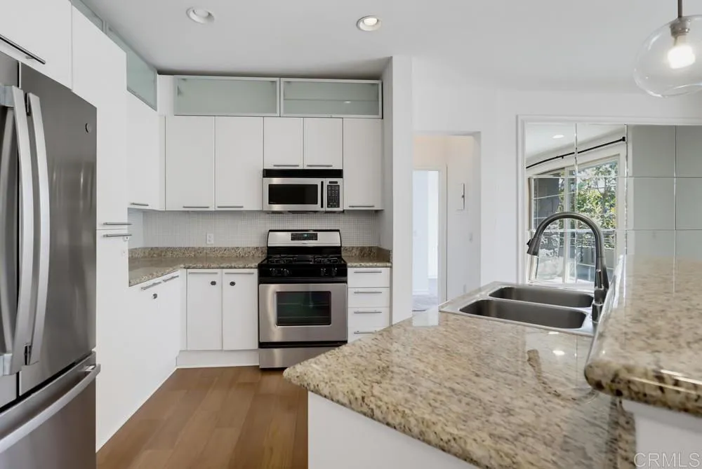 https://cdn.realtyfeed.com/cdn/127/307089756/badef63da7ef641490ccb8fcef37d1dc.webp
