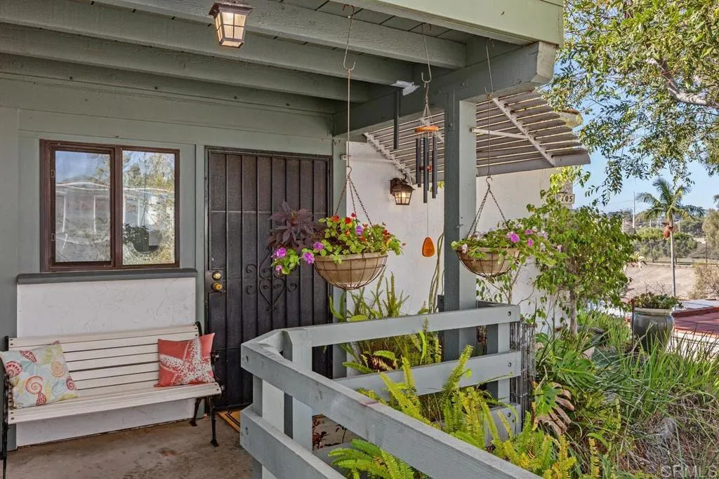 https://cdn.realtyfeed.com/cdn/127/307089821/05e64456a9ab4bb172296579e241b435.webp