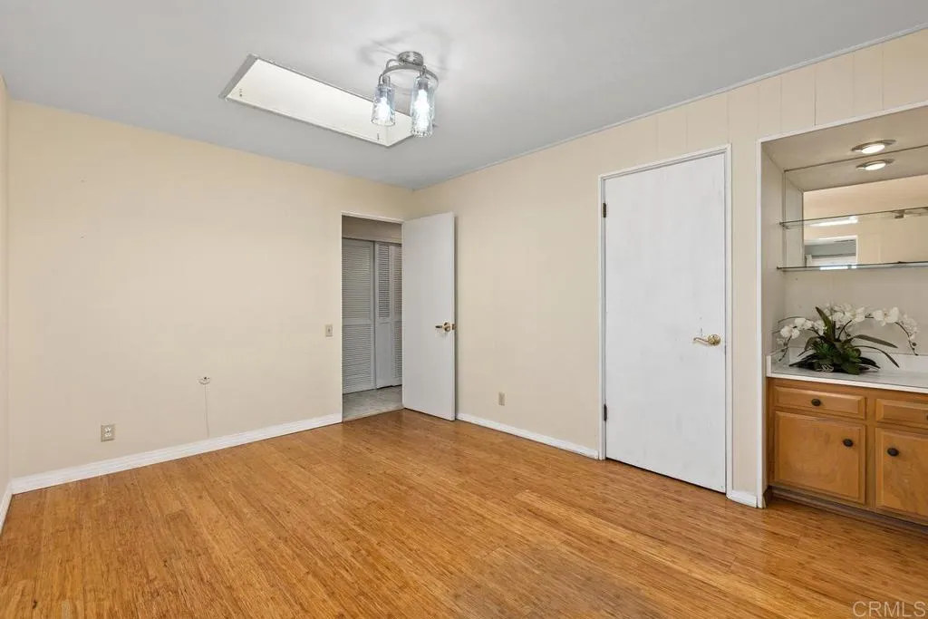 https://cdn.realtyfeed.com/cdn/127/307089821/16037eab8261854a9dbadadf98dcae11.webp