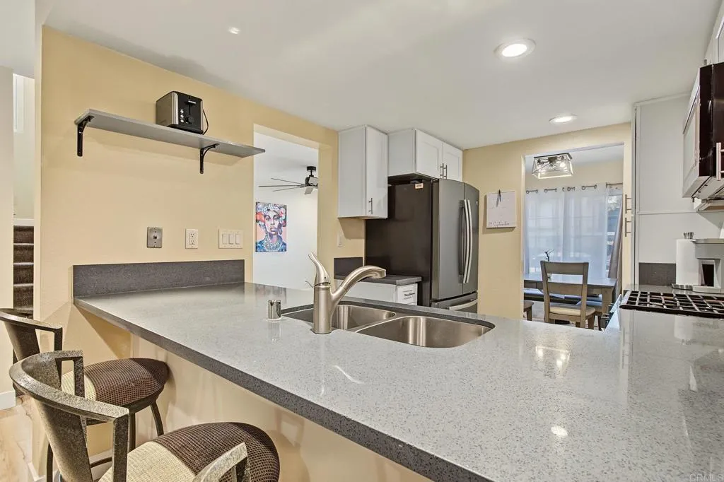 https://cdn.realtyfeed.com/cdn/127/307089841/00b5830edd2eccdbbf45bd7b540e72af.webp