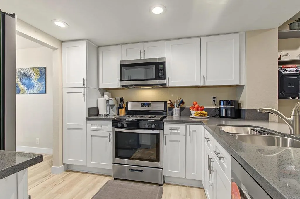 https://cdn.realtyfeed.com/cdn/127/307089841/8fd9eea223657674ff8cddd67361dbd5.webp