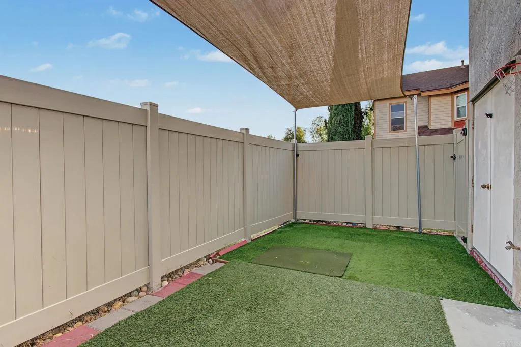 https://cdn.realtyfeed.com/cdn/127/307089841/c5ccdc10762dd84cc51840a98b1b3b7f.webp