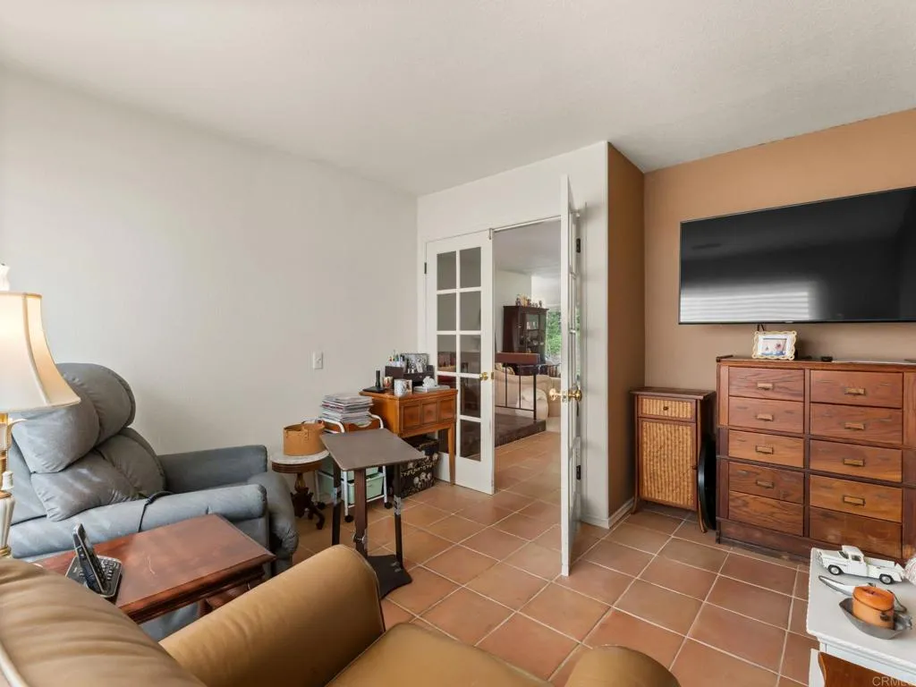 https://cdn.realtyfeed.com/cdn/127/307089843/5a7e1587592ac67b8561a4d91004ab29.webp