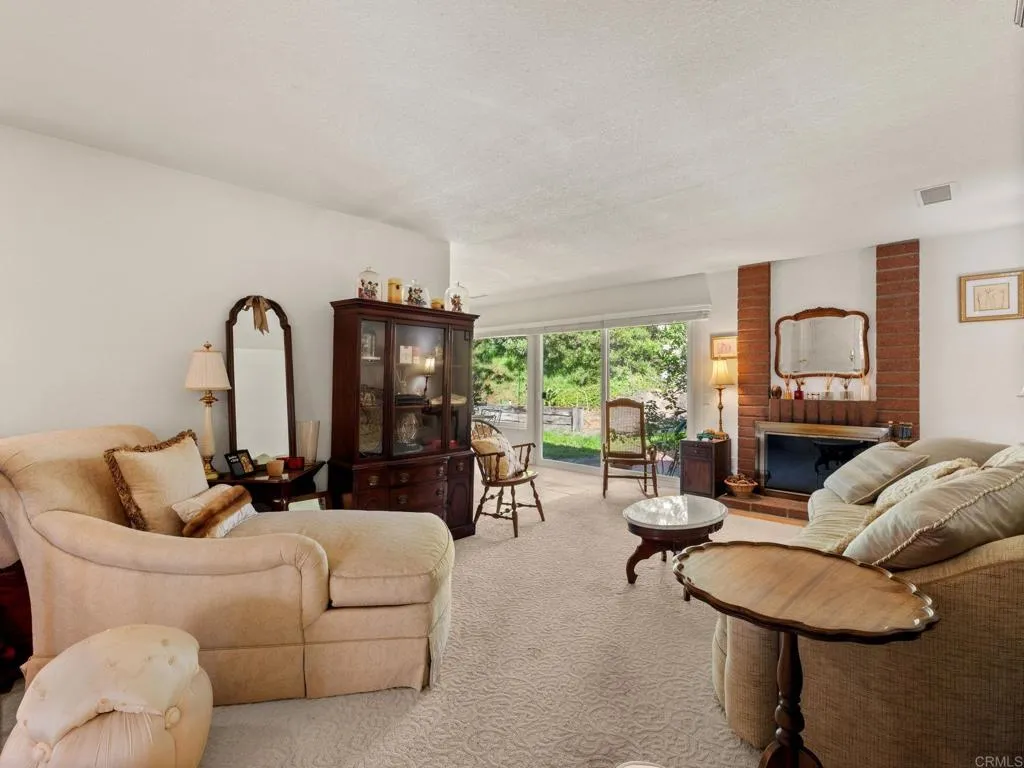 https://cdn.realtyfeed.com/cdn/127/307089843/d02c7ed7e8169e4e20794a537fcd2131.webp