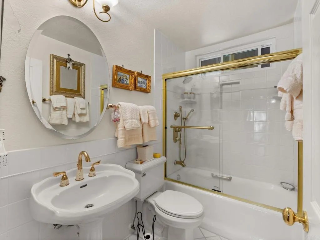 https://cdn.realtyfeed.com/cdn/127/307089843/e578408e09affe24c825df01f173bac1.webp