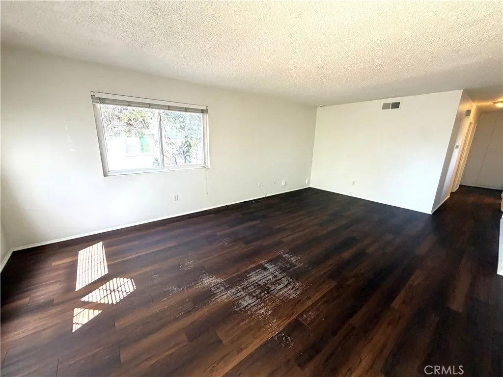 https://cdn.realtyfeed.com/cdn/127/307089851/0d11a748ad68ad51535439a5b29b681a.webp