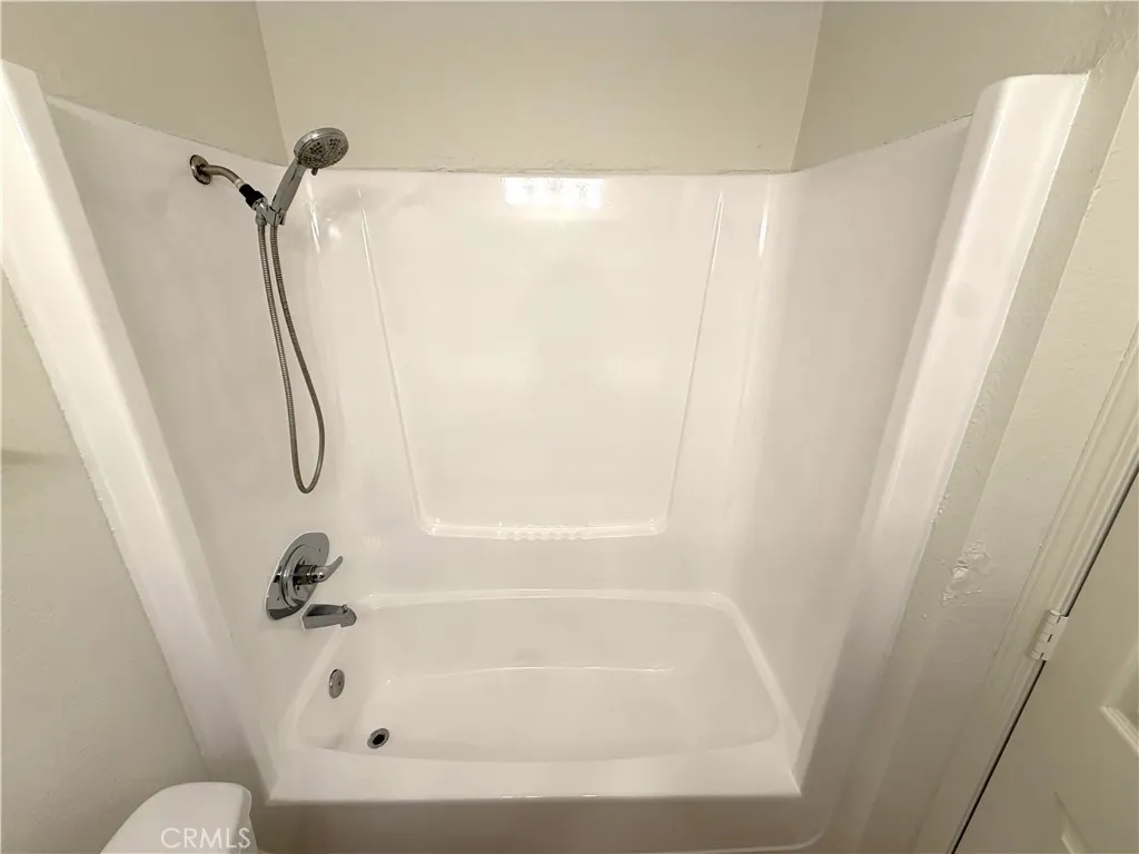 https://cdn.realtyfeed.com/cdn/127/307089851/c7a50c8bee0856230748f30feaa1bc7b.webp
