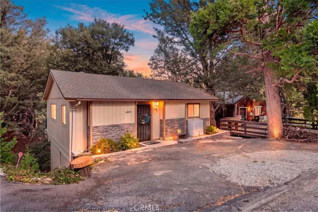 Crestline, CA 92325