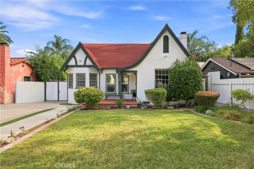 Van Nuys, CA 91405