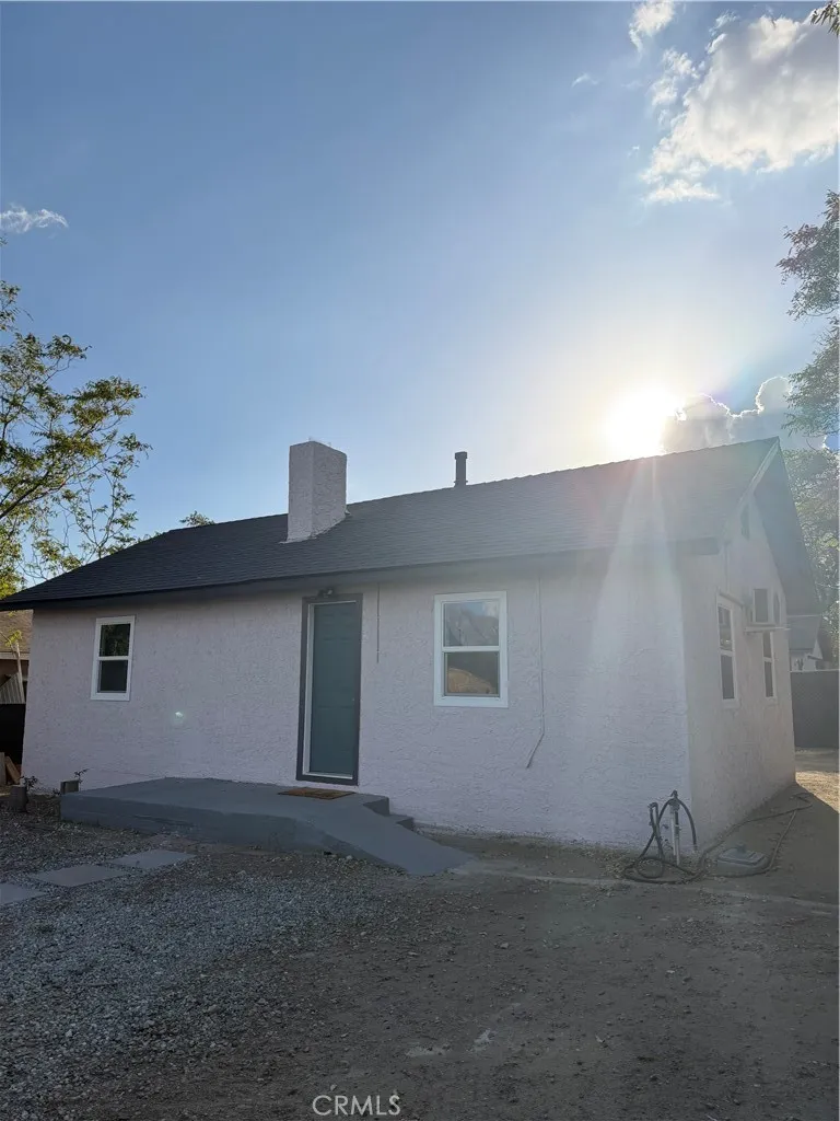 Banning, CA 92220