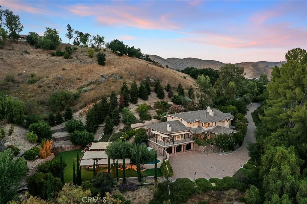 Agoura Hills, CA 91301