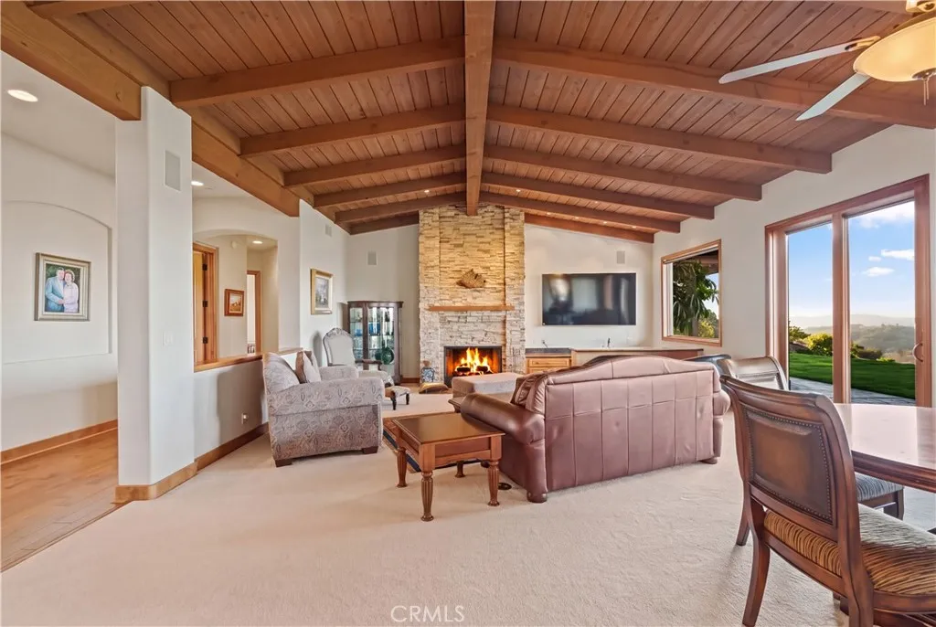 https://cdn.realtyfeed.com/cdn/127/307089920/49a058fd2c84814a14892addde523e38.webp