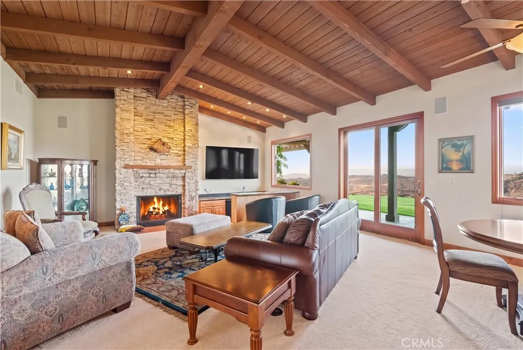 https://cdn.realtyfeed.com/cdn/127/307089920/6d35df97f3449d929be82b286fbe58e9.webp