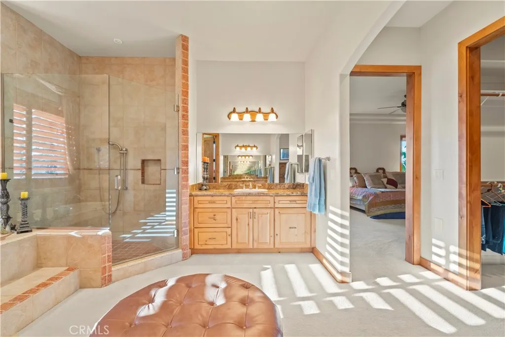 https://cdn.realtyfeed.com/cdn/127/307089920/86d50be9882beca94a571884ca88bb06.webp