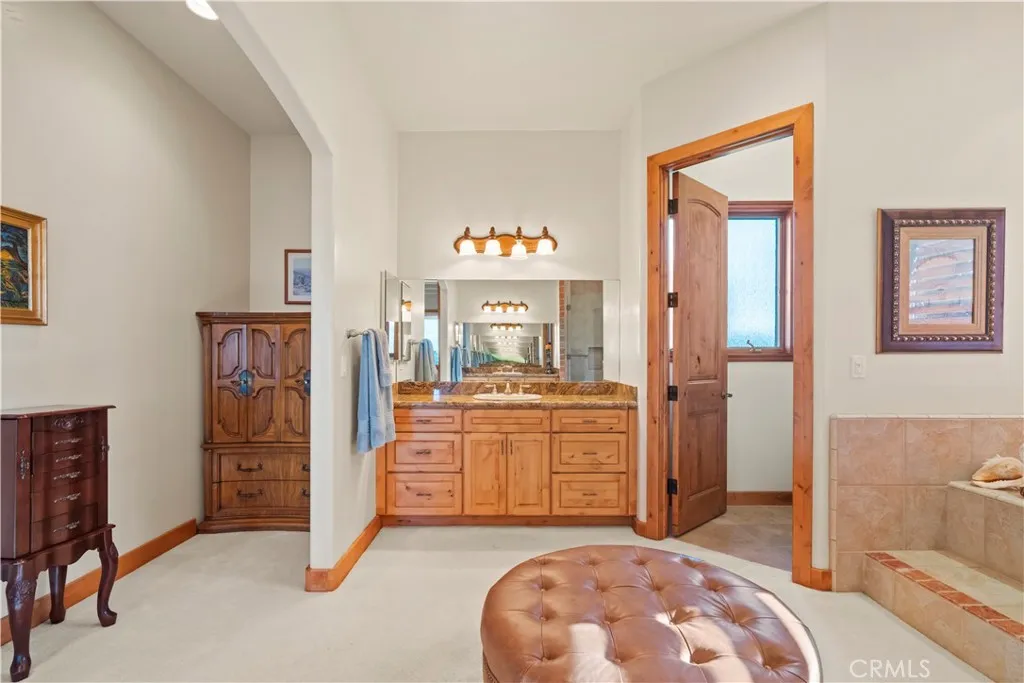 https://cdn.realtyfeed.com/cdn/127/307089920/96156a8d4cdda26edf3091839d25f956.webp