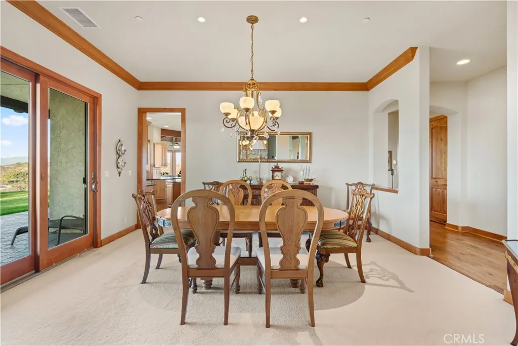 https://cdn.realtyfeed.com/cdn/127/307089920/d92d0a3caca5aa1a039db5ea64ba9ce3.webp