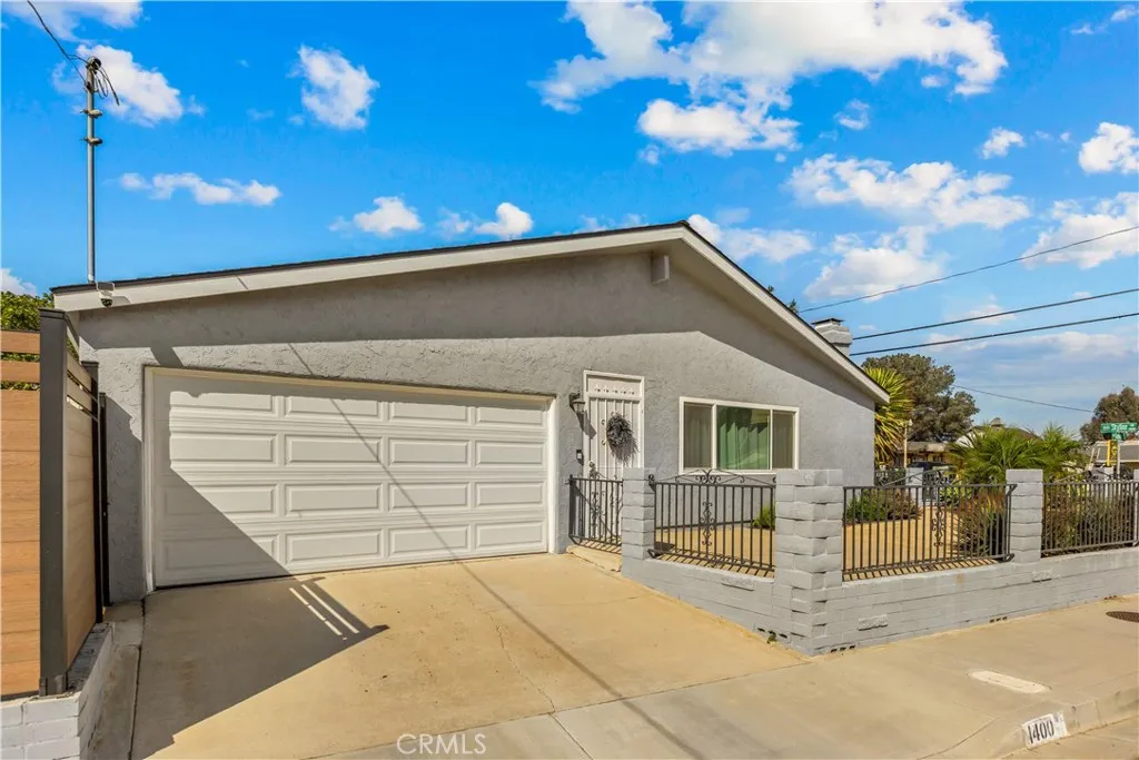 https://cdn.realtyfeed.com/cdn/127/307090115/894fee5ddd88cff7b81cb33924c25a82.webp