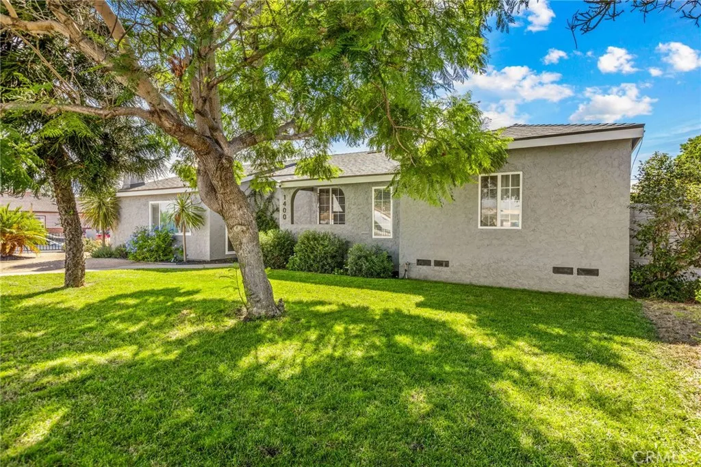 https://cdn.realtyfeed.com/cdn/127/307090115/9812ccef1d7d4b85ec18ef031547e3f2.webp