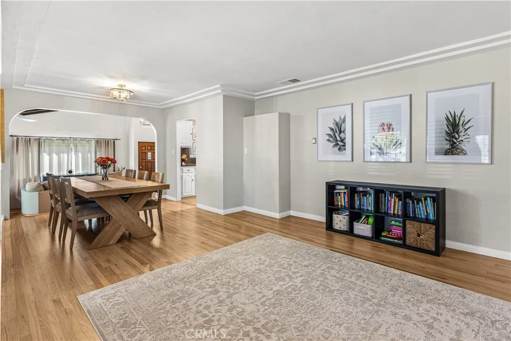 https://cdn.realtyfeed.com/cdn/127/307090115/cebc53276fc7ec0bd9fb9024bf58881f.webp