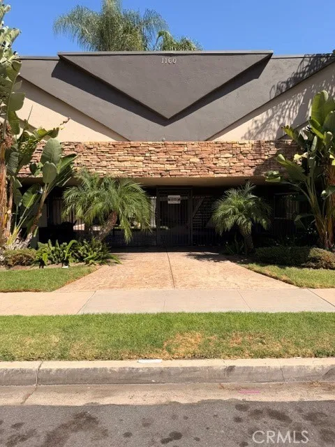 https://cdn.realtyfeed.com/cdn/127/307090158/7540c1092f5edcba82399c0c25d1882a.webp