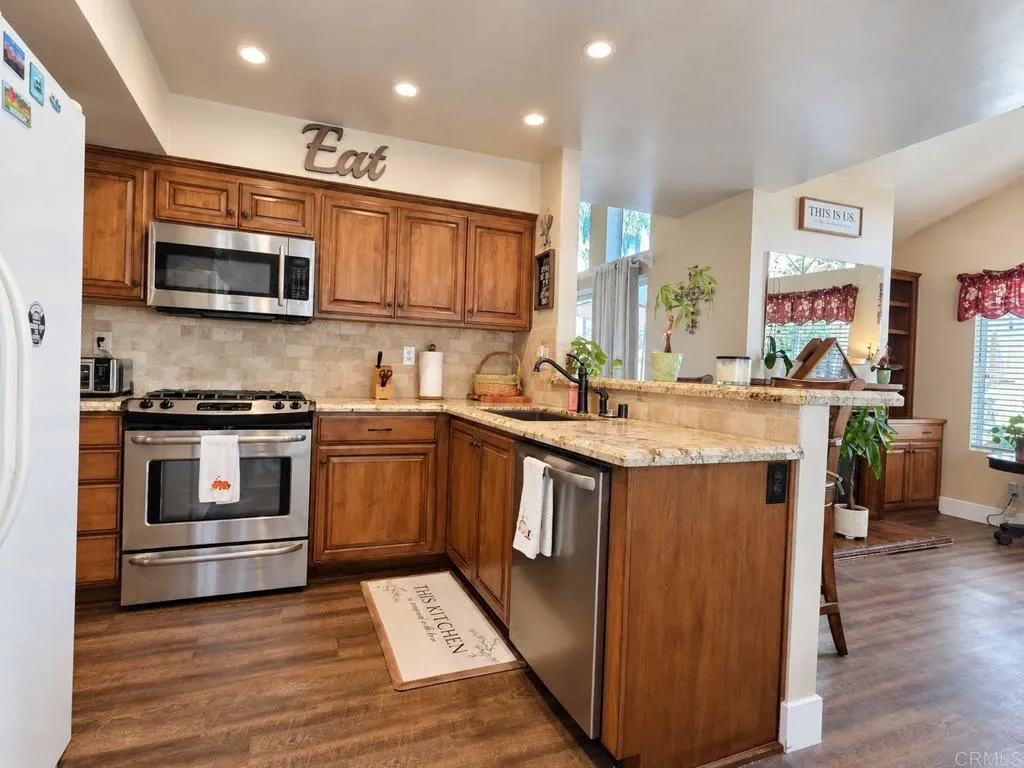 https://cdn.realtyfeed.com/cdn/127/307090173/0273f92548852945fd5d13a9d965cd26.webp