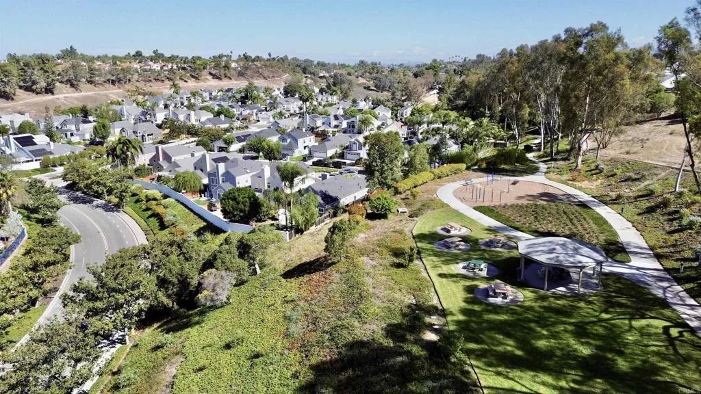 https://cdn.realtyfeed.com/cdn/127/307090173/846430821ce94da7c731f8942325d0ef.webp