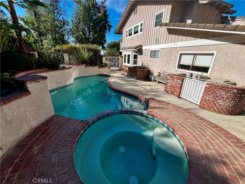 Bradbury, CA 91008