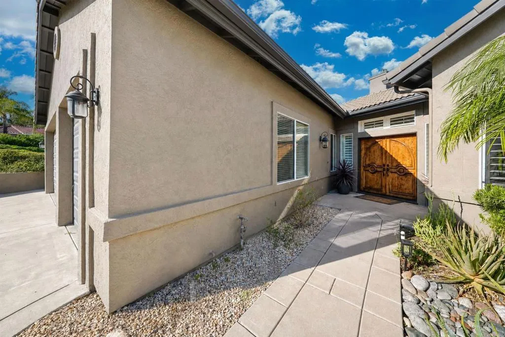 https://cdn.realtyfeed.com/cdn/127/307090264/5c8da4299b1303e3542b48655f92541a.webp