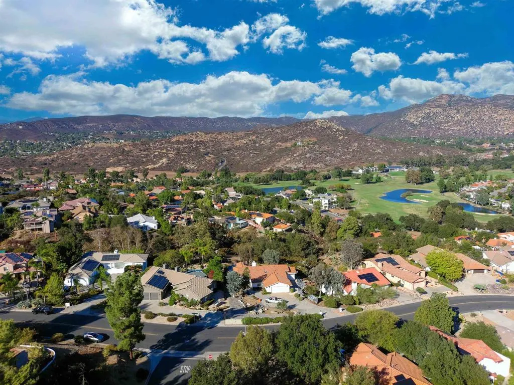 https://cdn.realtyfeed.com/cdn/127/307090264/8fa272885709855a1cda61198a225ac4.webp