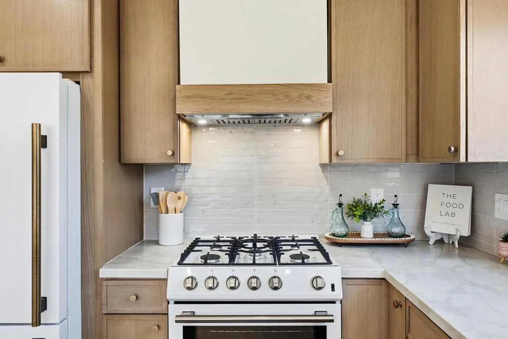 https://cdn.realtyfeed.com/cdn/127/307090326/fe118da2d027493e6459d494efc26427.webp