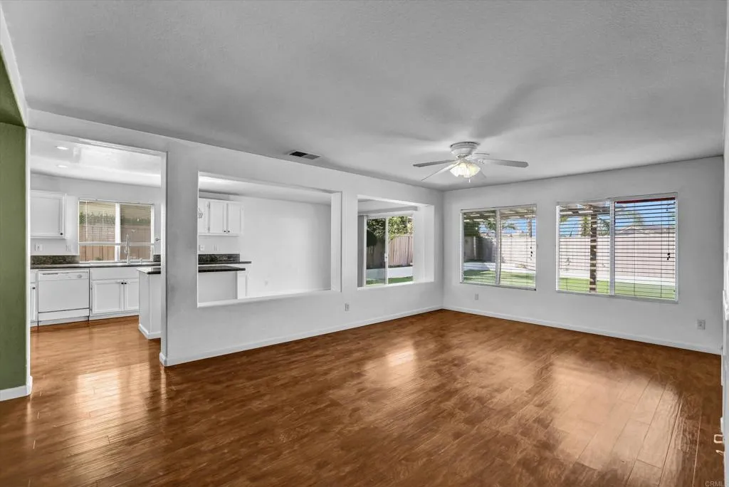2128 Chateau Ct, Chula Vista, CA 91913 - Photo 5 of 36, Chula Vista, CA