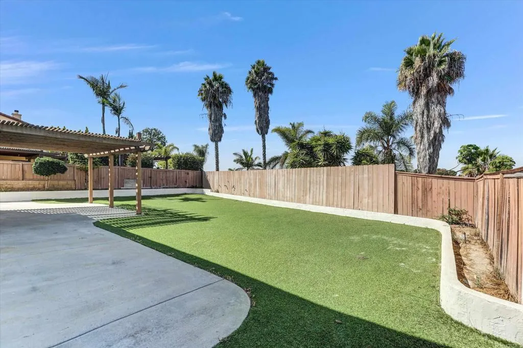 https://cdn.realtyfeed.com/cdn/127/307090373/e09db53e3c8851fdfbee068439251c1e.webp