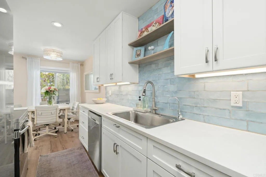 https://cdn.realtyfeed.com/cdn/127/307090377/8cb9a27fdc31bfe010392786e644a5a8.webp