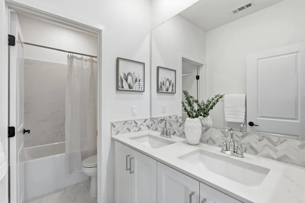 https://cdn.realtyfeed.com/cdn/127/307090382/750e8858ae57f70f8617ad97e1b7bf9e.webp